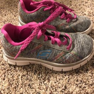 Sketchers size 10.5 toddler shoes
